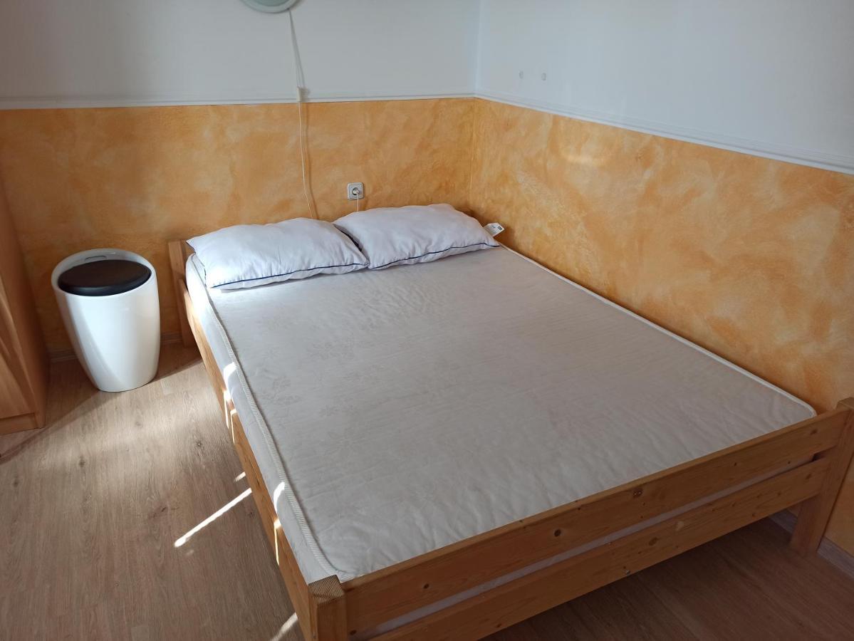 Aniko Apartmanhaz Balatonföldvár Zewnętrze zdjęcie