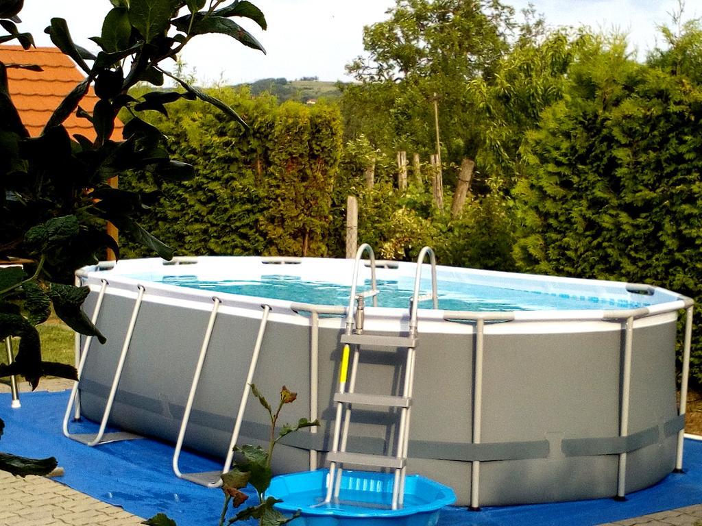 Aniko Apartmanhaz Balatonföldvár Zewnętrze zdjęcie