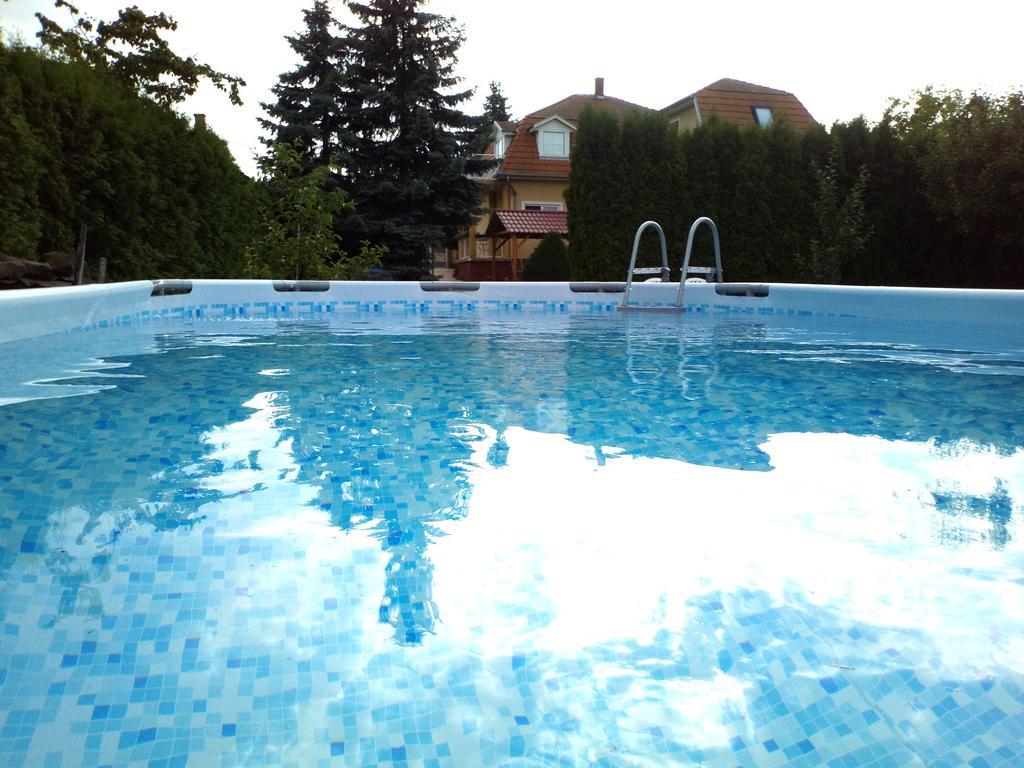 Aniko Apartmanhaz Balatonföldvár Zewnętrze zdjęcie